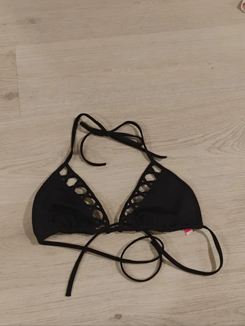 Victoria's Secret Lattice Trim Black String Bikini Top Sz M